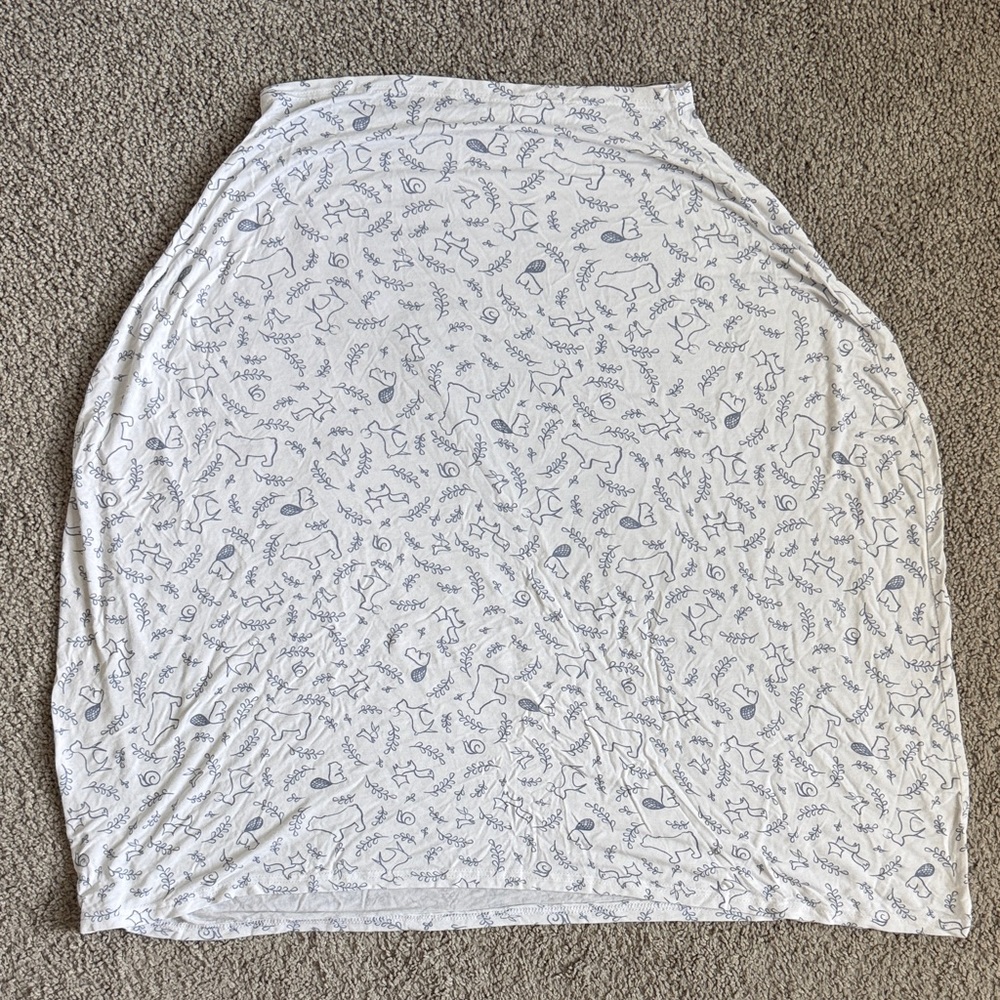Yoga Sprout nursing cover and car seat cover